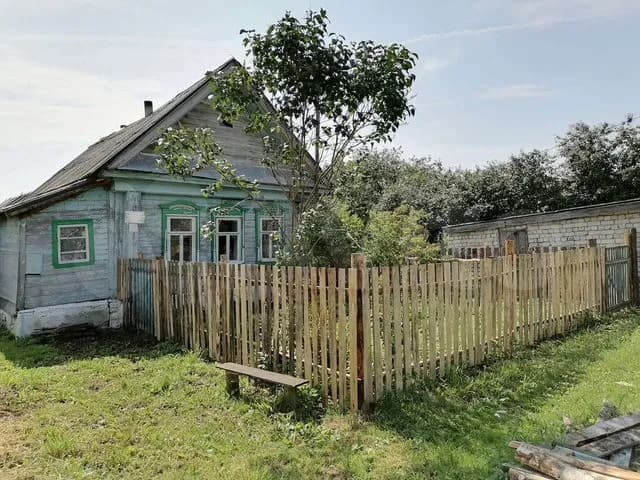 Дом 46,9 м² на участке 17,2 сот.