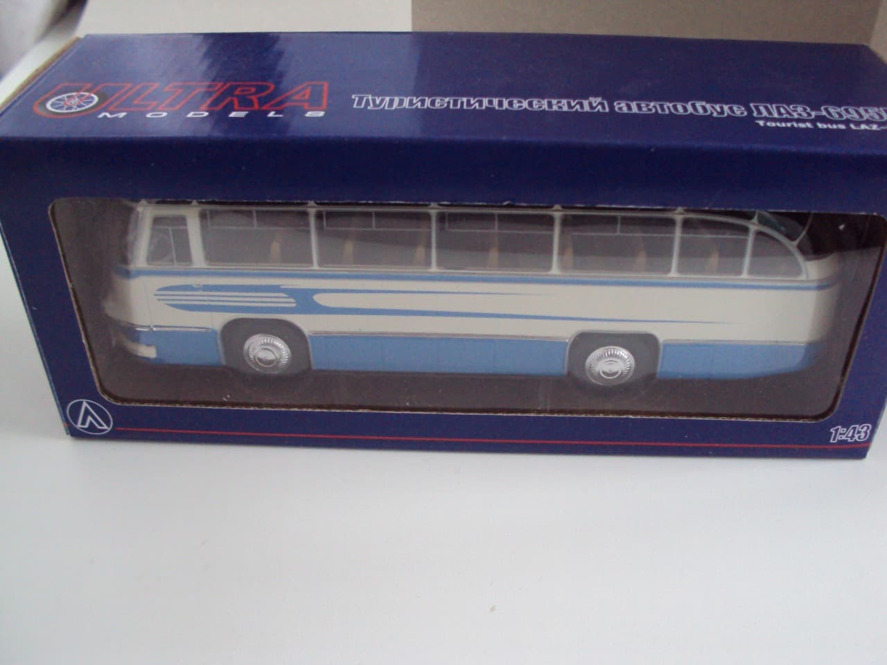 Автобус ЛАЗ-695Б туристический «Комета»